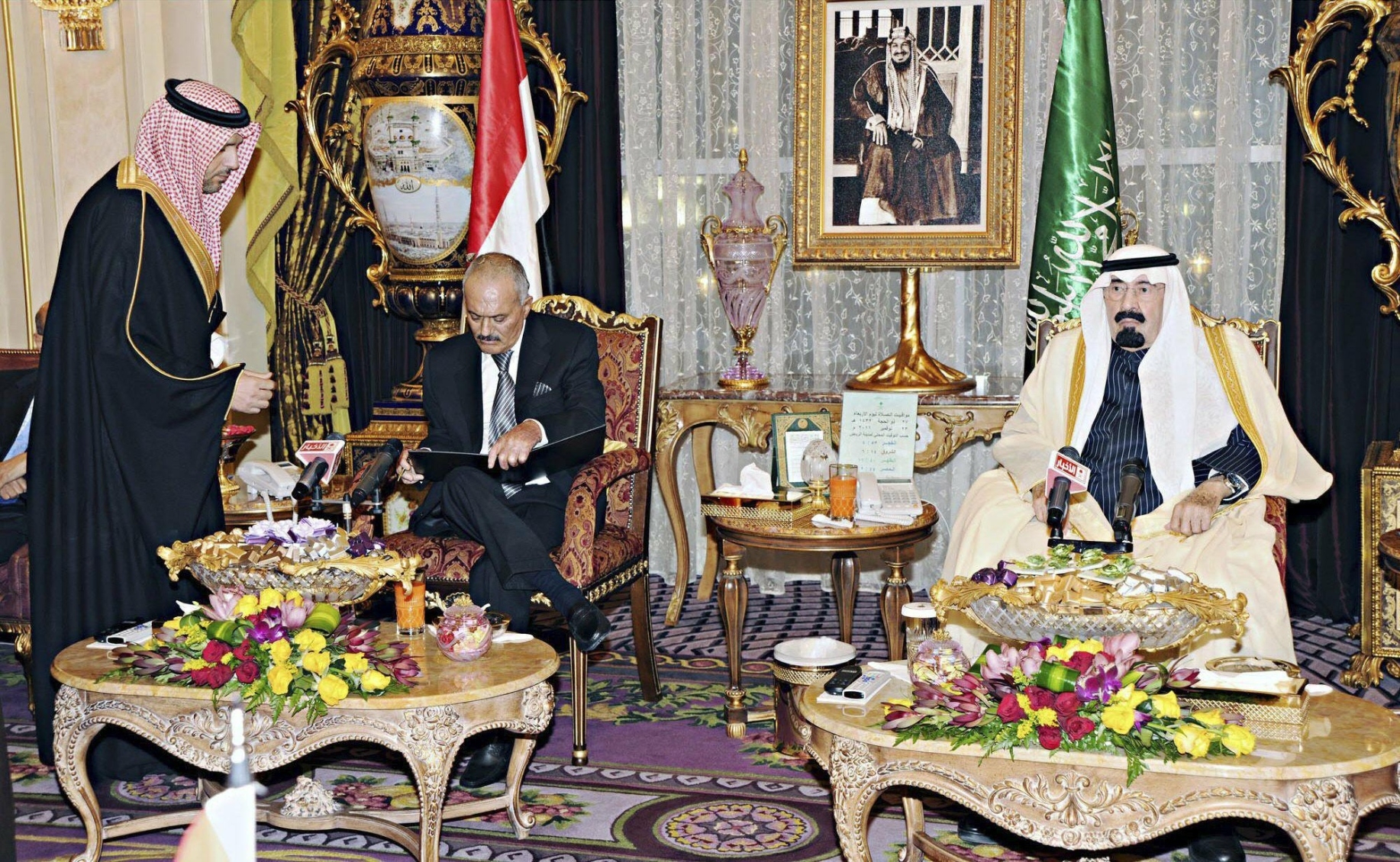 الطائف اللبناني والمبادرة الخليجية في اليمن كنماذج إقليمية لفض النزاعات