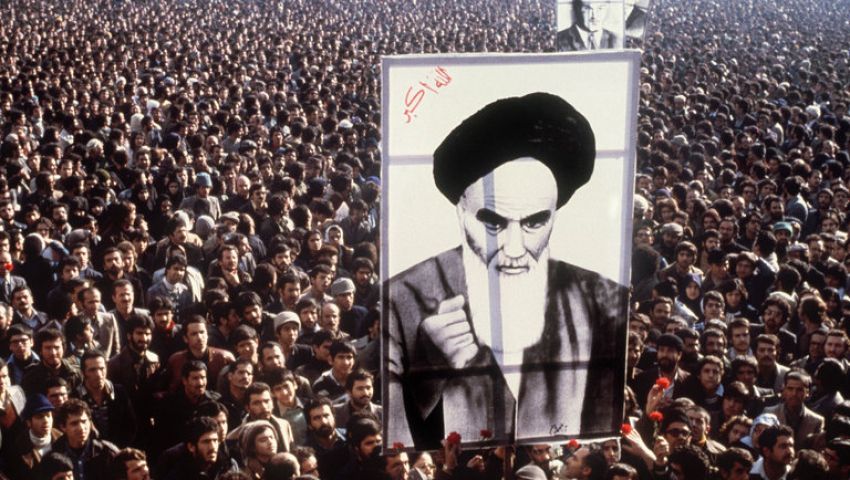نيويورك تايمز: السعودية وإيران.. مراحل صراع مزق الشرق اﻷوسط